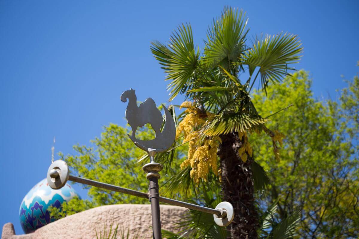 Decorative element with camel and crescent moon View of a decorative metal element with camel and sickle moon motif in Adventureland