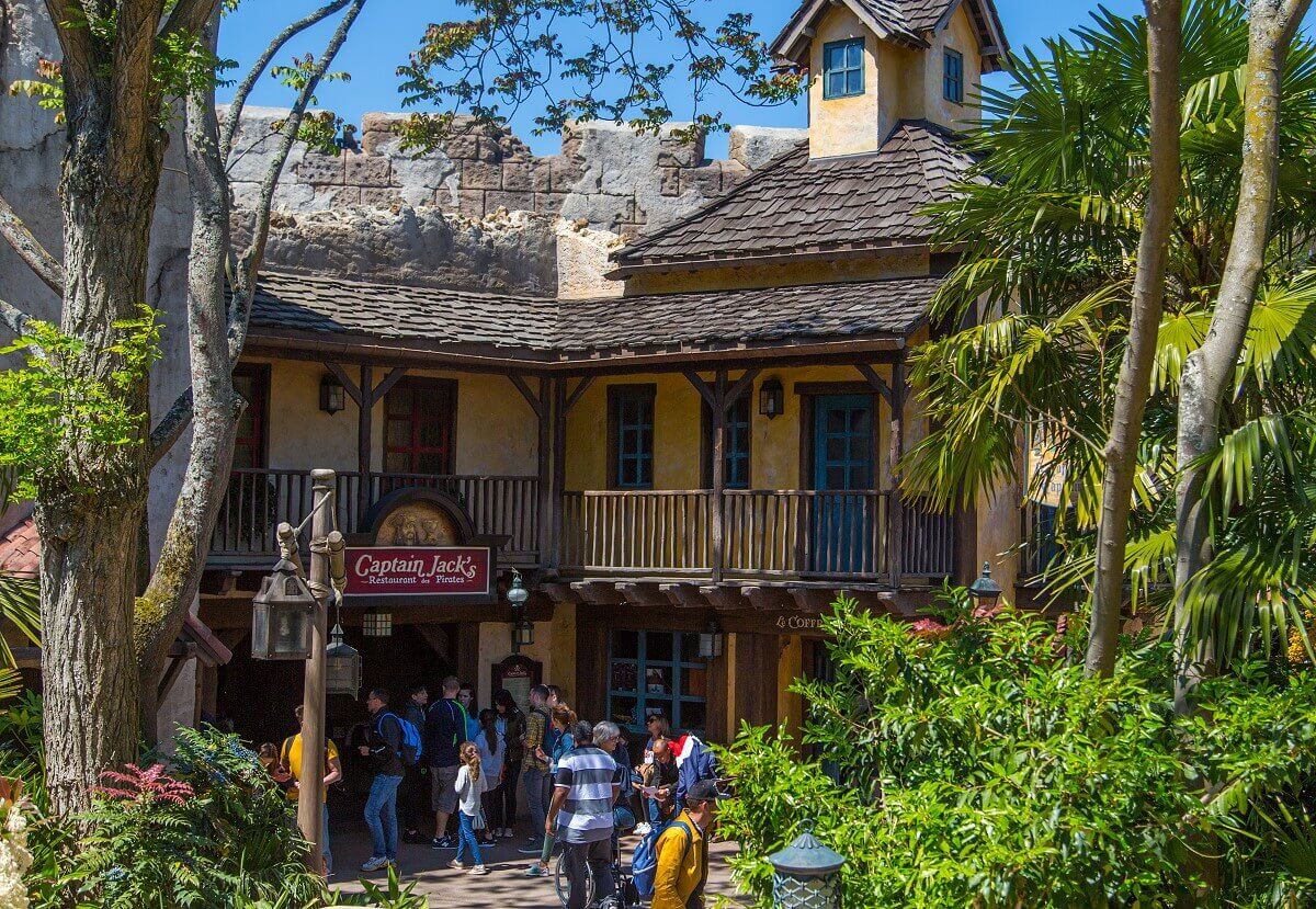 Exterior facade the design of the restaurant facade is reminiscent of buildings from the colonial era in the Caribbean