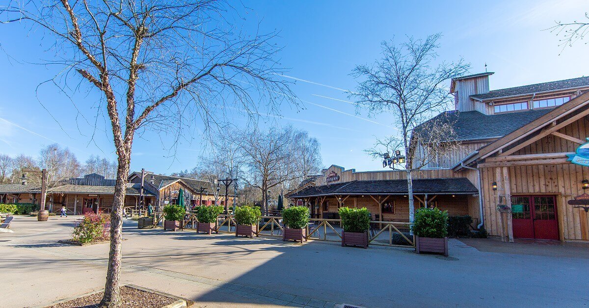 Davy Crockett Ranch Huts of the Davy Crockett Ranch