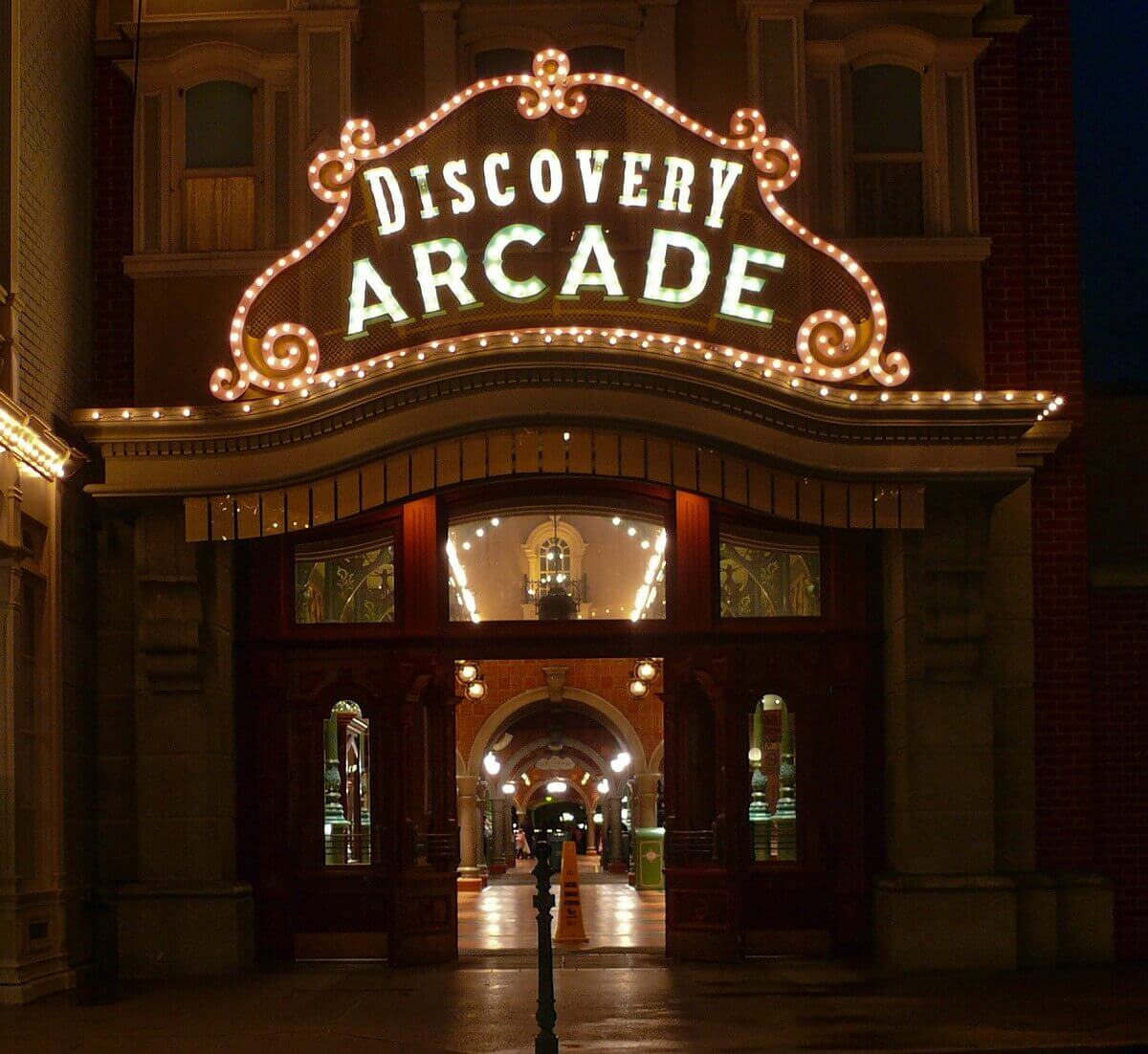 Illuminated sign of the Discovery Arcade at night Illuminated sign of the Discovery Arcade at night