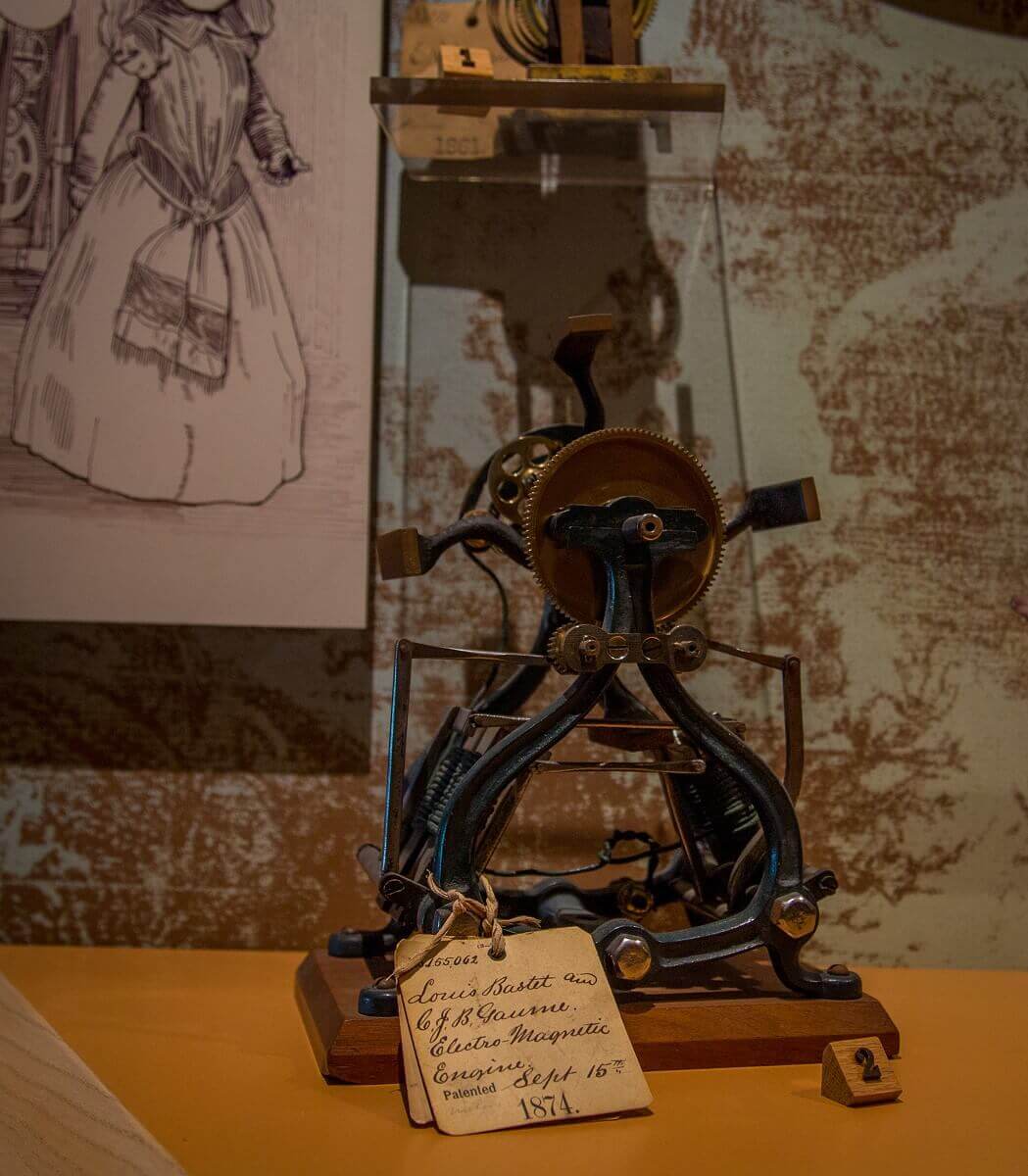 Patent model of an electro-magnetic motor from 1874 Patent model of an electro-magnetic motor from 1874