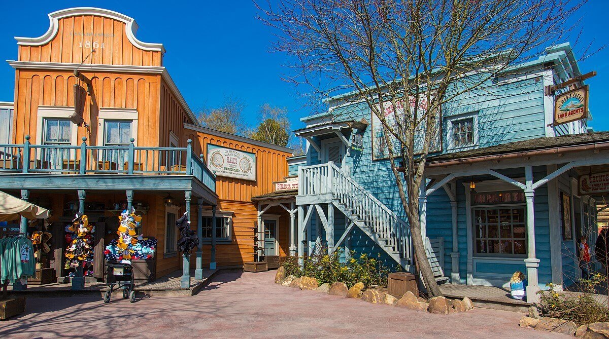 Shops in Thunder Mesa View of some shops in the small town of Thunder Mesa in Frontierland