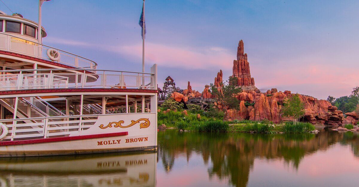 Frontierland in Disneyland Paris Molly Brown in front of Big Thunder Mountain in Frontierland in Disneyland Park