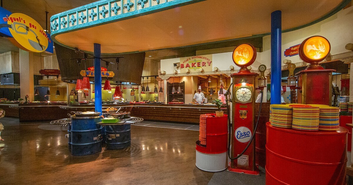 La Cantina at the Hotel Santa Fe Overview of the buffet in the La Cantina restaurant in the Hotel Santa Fe, designed like a gas station on Route 66