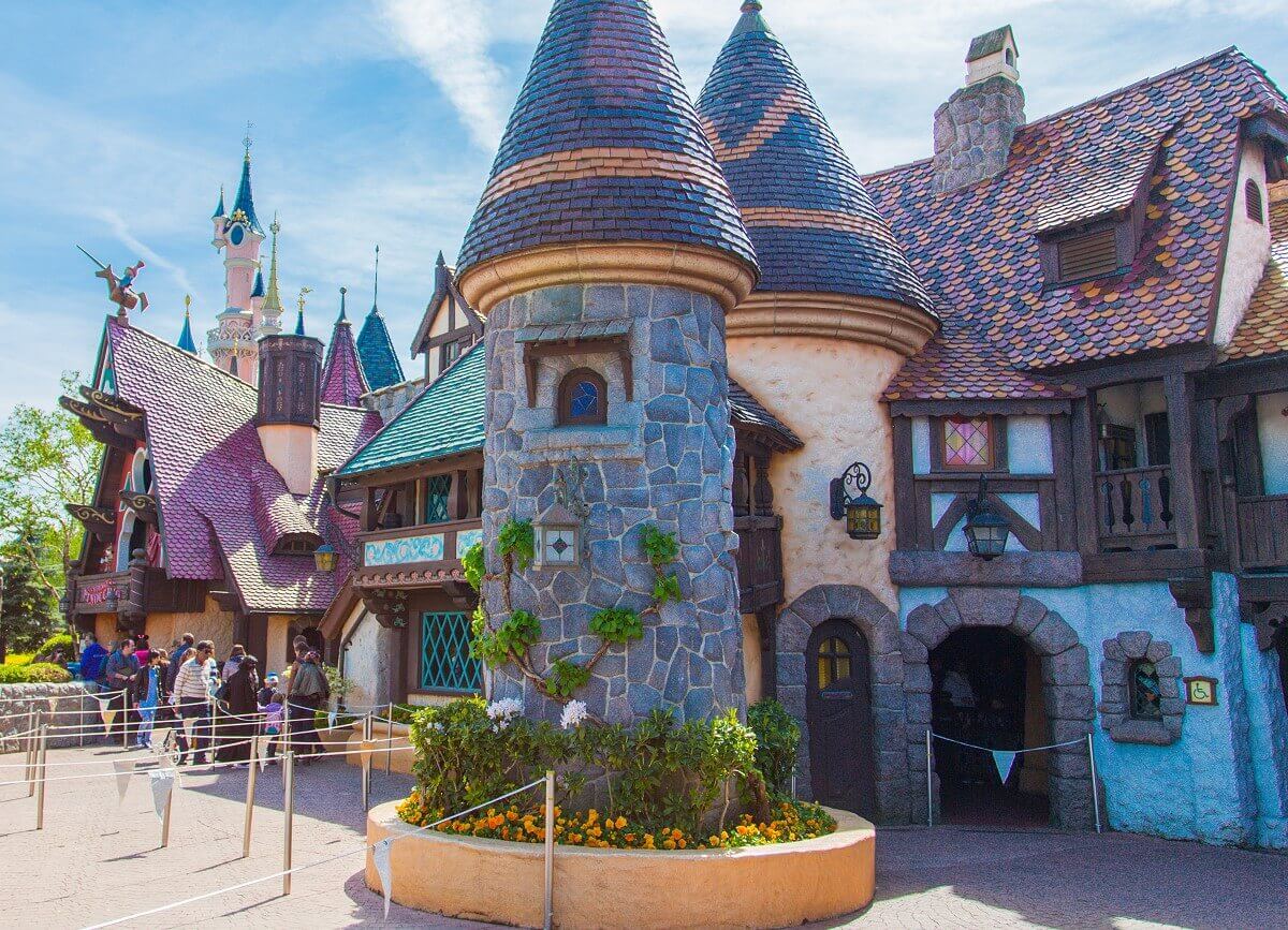The attraction Les Voyages de Pinocchio from the outside Exterior view of the building with half-timbered elements for the attraction Les Voyages de Pinocchio