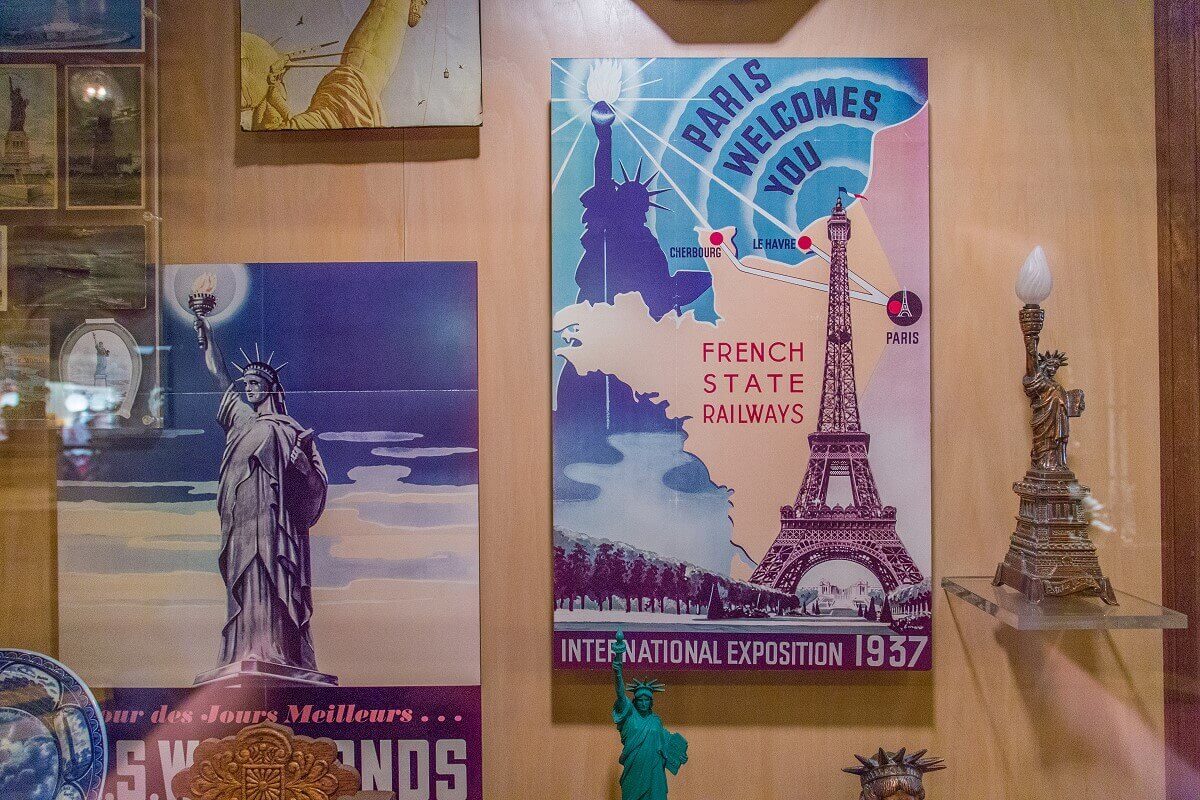 Posters of the World Exhibition Paris 1937 Posters of the World Exhibition Paris 1937