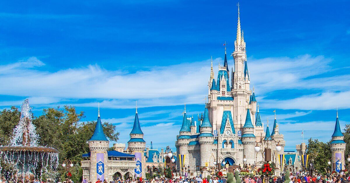 Magic Kingdom in Walt Disney World Markenzeichen des Magic Kingdom: Das Cinderella Schloss