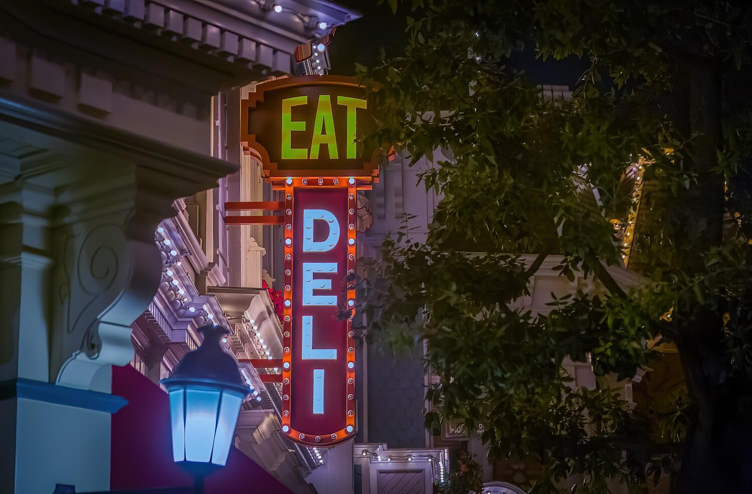 Market House Deli Illuminated Sign Market House Deli illuminated sign at night. Inscription: Eat Deli