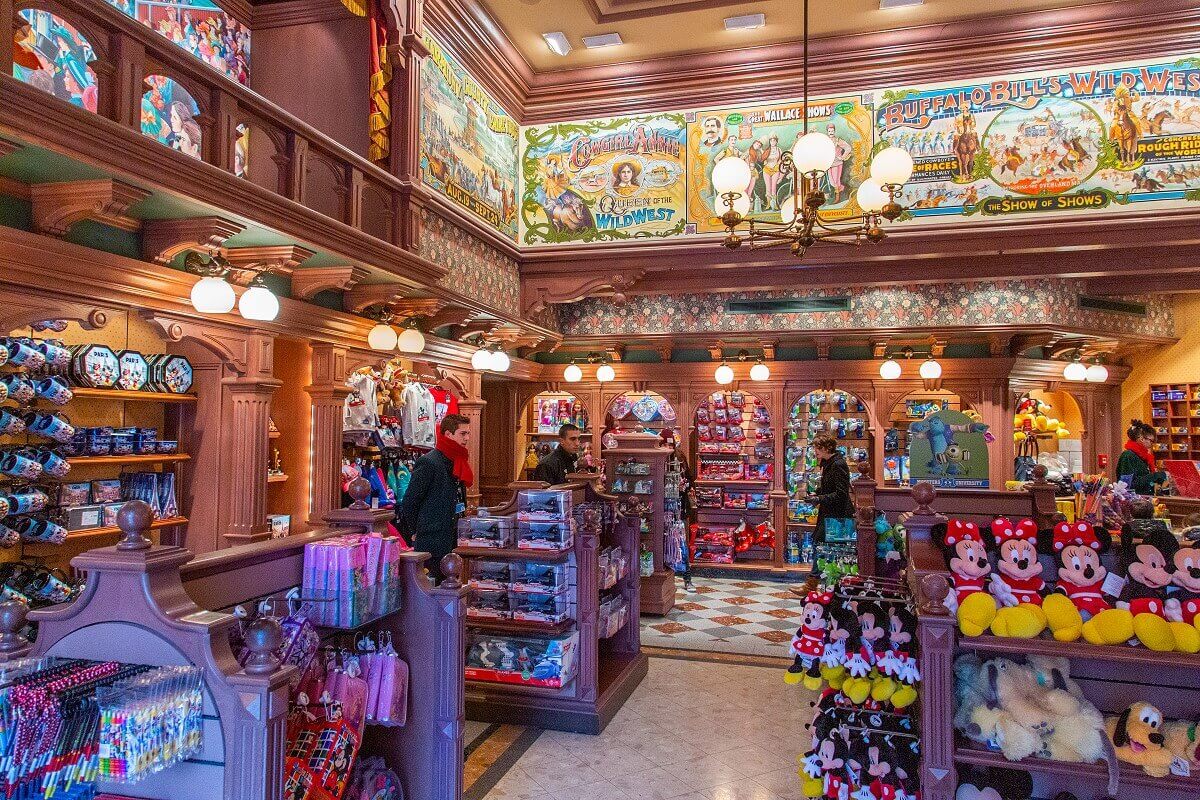 Salesroom Salesroom, under the ceiling are historic advertising posters for Buffalo Bill's Wild West Show & The Great Wallace Shows.