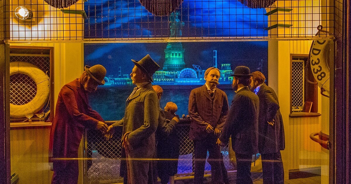 Statue of Liberty Tableau Dedication Ceremony of the Statue of Liberty Tableau Diorama