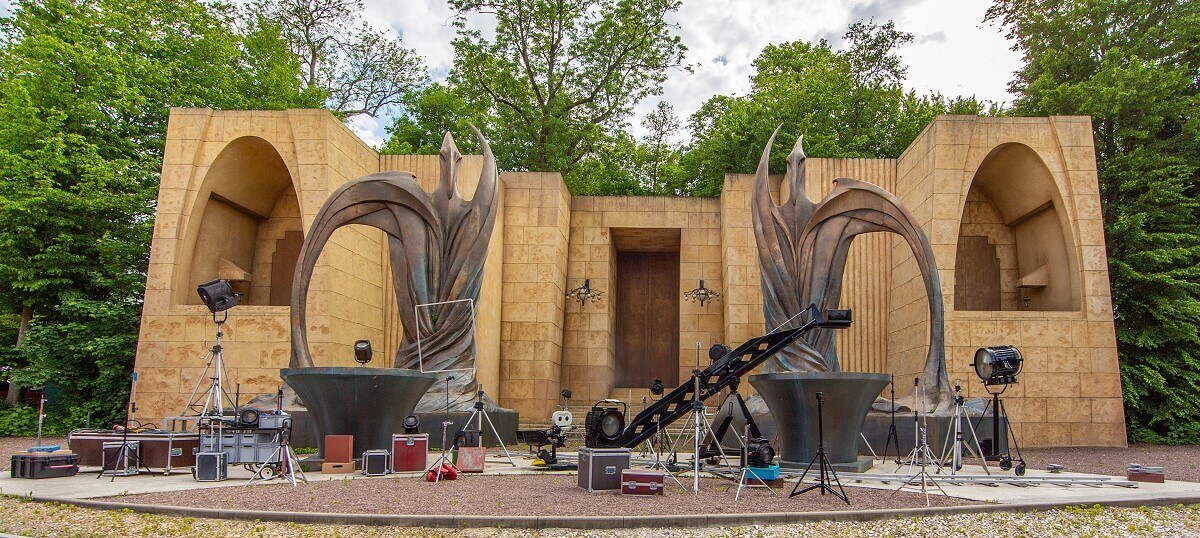 Dinotopia The grand setting of Dinotopia