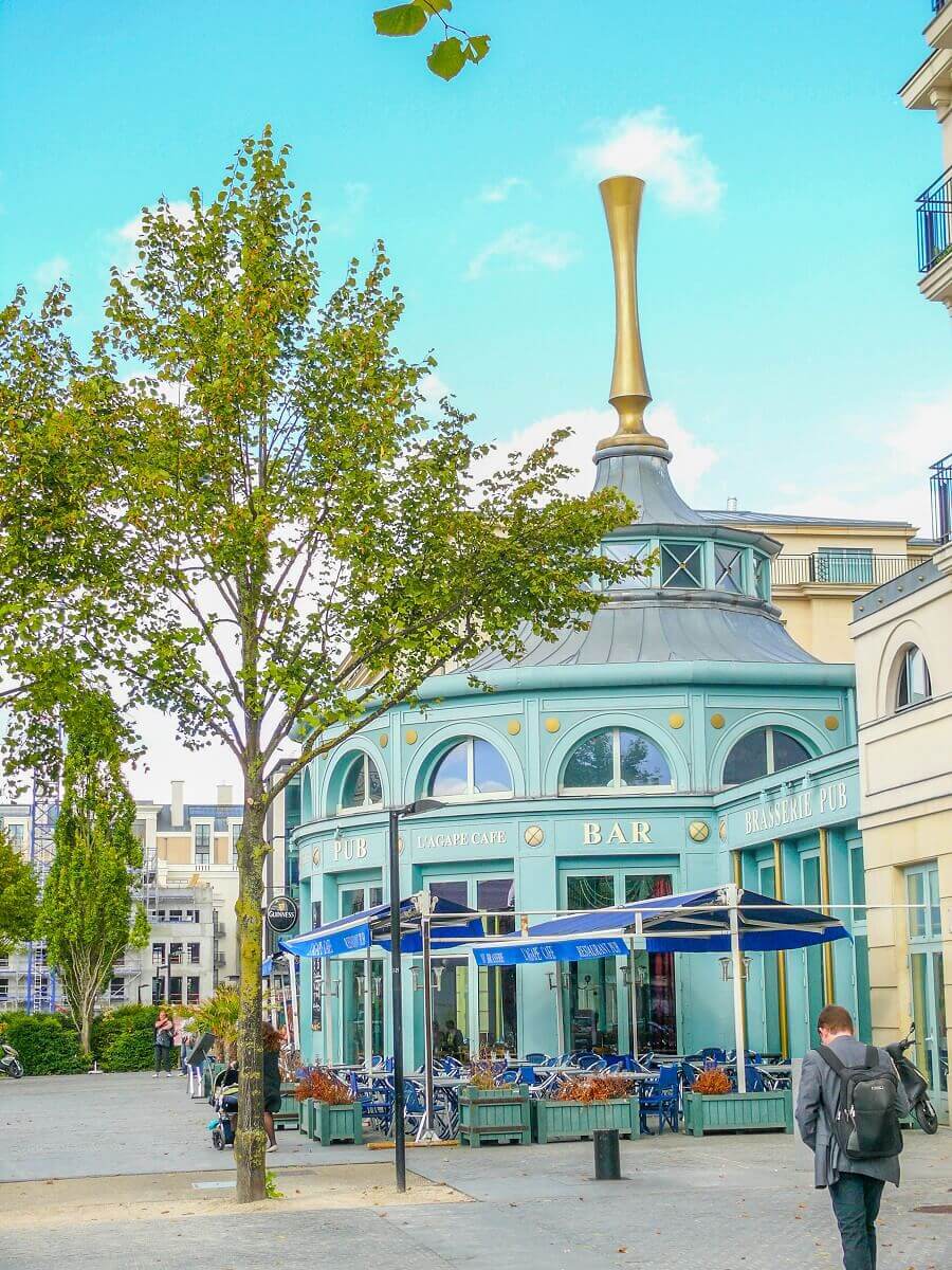 L'Agape Cafe & Bar L'Agape Cafe & Bar in a green pavilion with winter garden and terrace