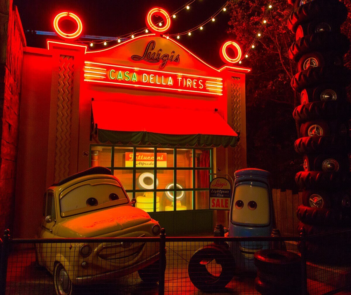 Casa delle Tires Luigi's Restaurant' Casa della Tires with the Lightyear tire on offer