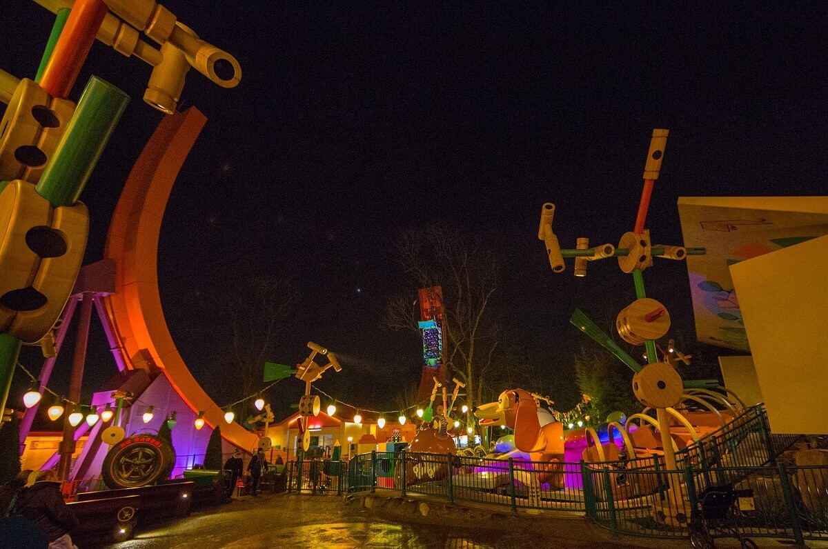 RC Racer on the way down RC Car Turbo begins its ride back down